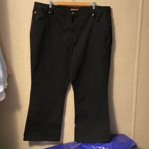 Women's Black Straight Leg Jeans